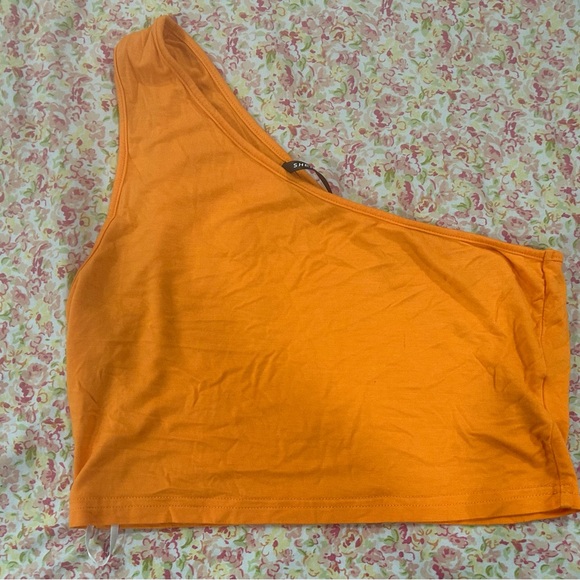 Orange one shoulder and black jogger set - Picture 2 of 2